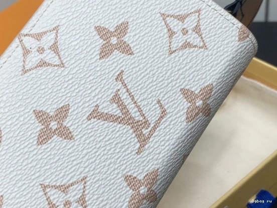way LOUIS WALLET-11*8.5*3.5cm VUITTON milky 0713